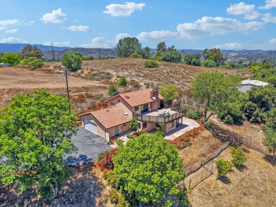 974 Via Hillview, Fallbrook, CA 92028 - #2
