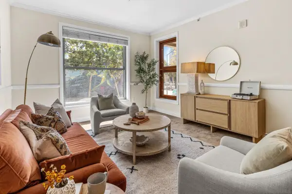 1150 J Street #204, San Diego, CA 92101