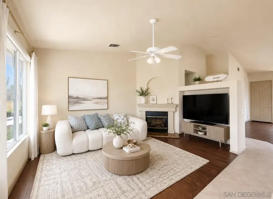1992 Ridge Way Glen, Escondido, CA 92029 - #2