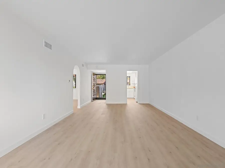12140 Rancho Bernardo Dr #B, San Diego, CA 92128 - #3