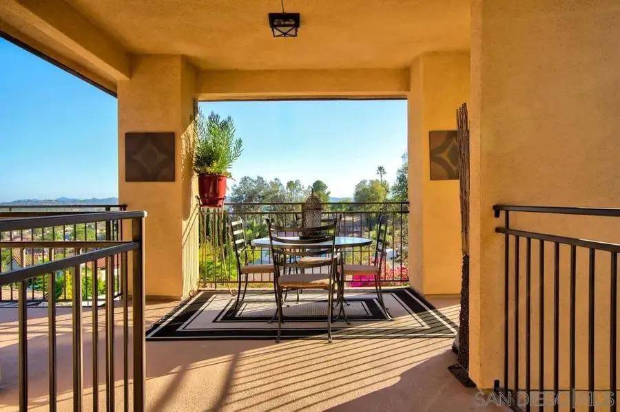 718 Stoneybrae Pl, Escondido, CA 92027 - #3
