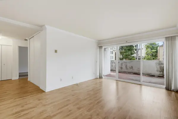 8332 Regents Rd #B, San Diego, CA 92122