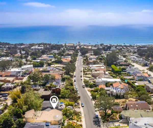 2247 El Amigo Rd, Del Mar, CA 92014