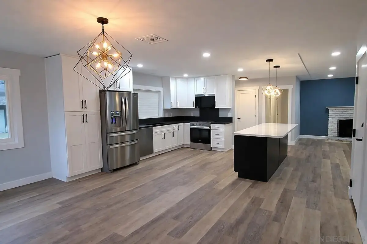 3006 Yonge St, San Diego, CA 92106 - #1