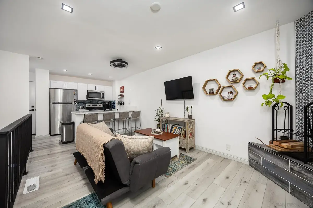 4380 Temecula St #4, San Diego, CA 92107 - #1