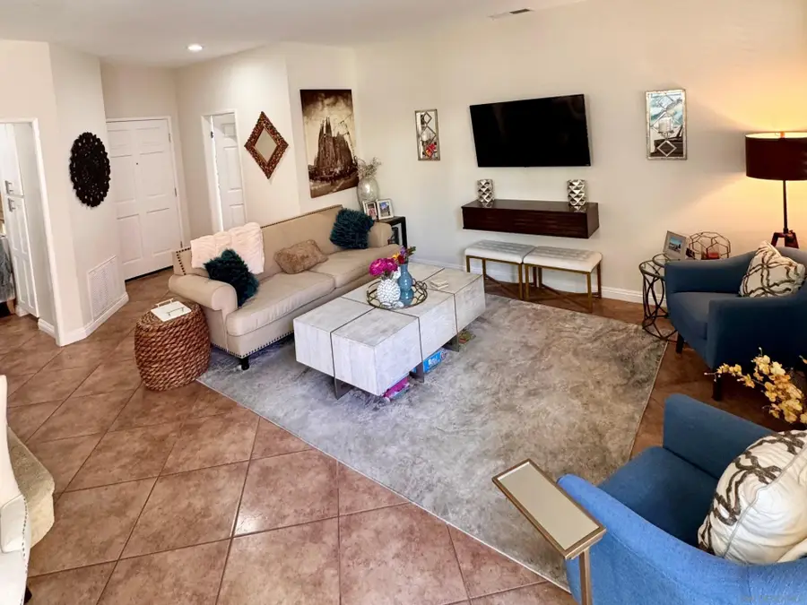 2196 Lago Madero, Chula Vista, CA 91914 - #2
