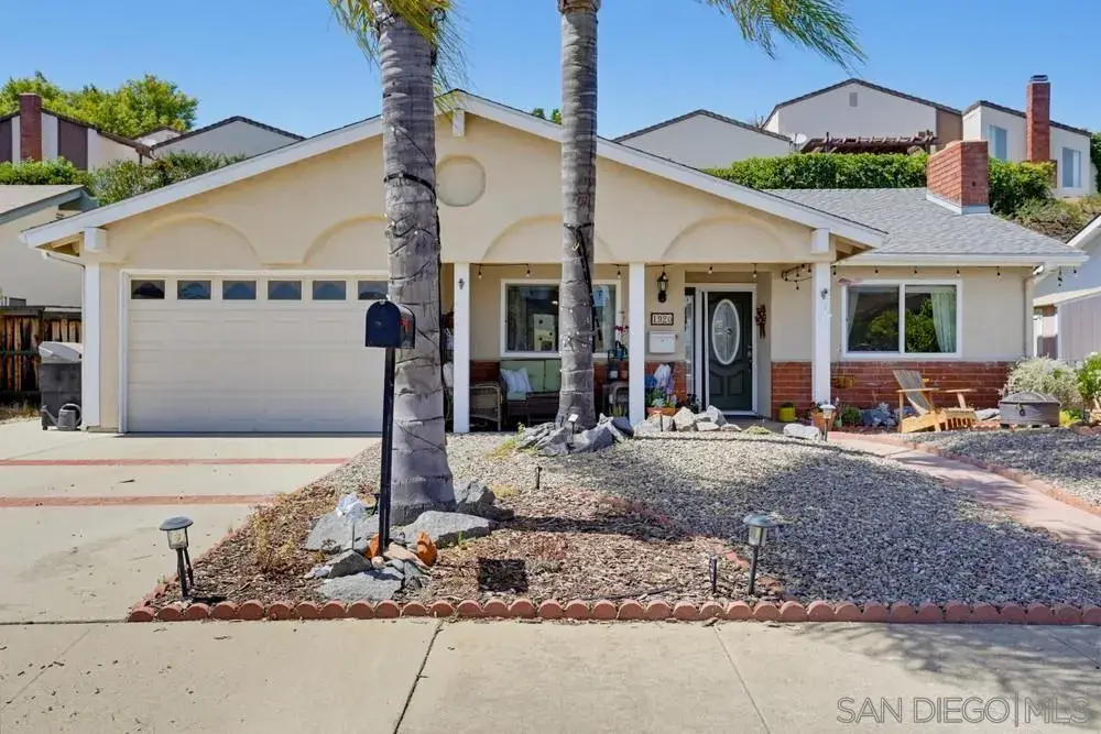 1920 Louis Dr., Escondido, CA 92026 - #1