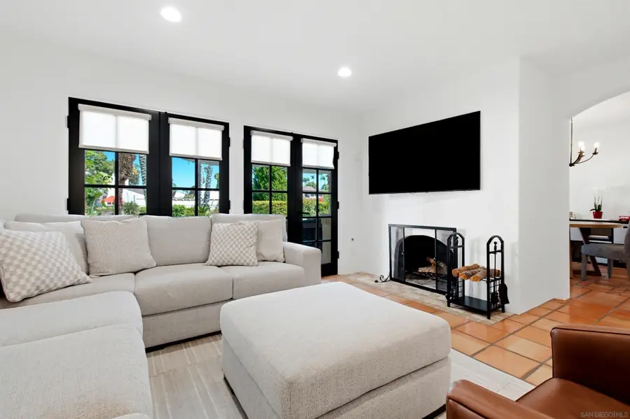 137 Via Coronado, Rancho Santa Fe, CA 92091 - #2