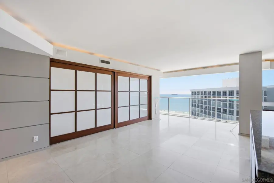 1710 Avenida Del Mundo #PH02, Coronado, CA 92118 - #2