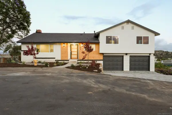 103 Howell Heights, Escondido, CA 92025