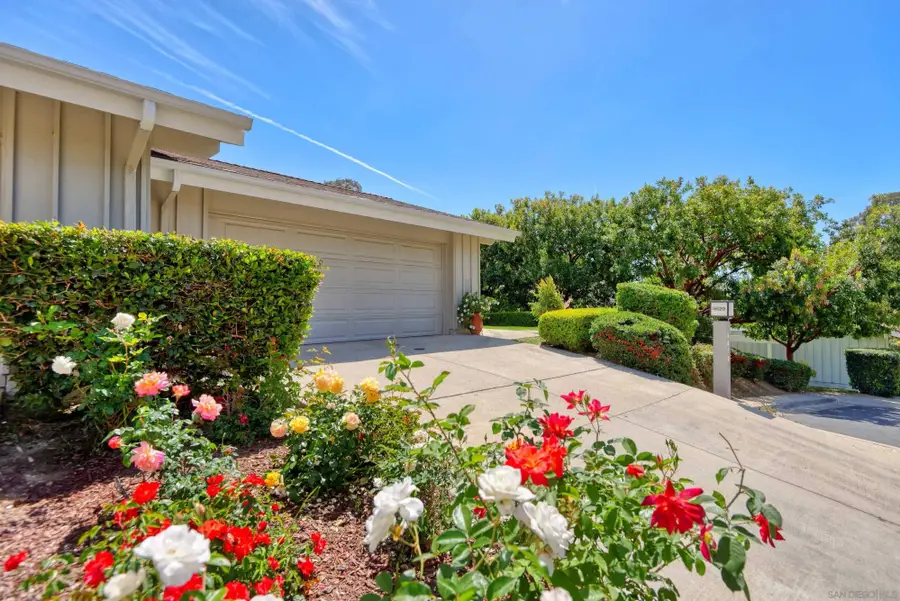 5629 Caminito Isla, La Jolla, CA 92037 - #2