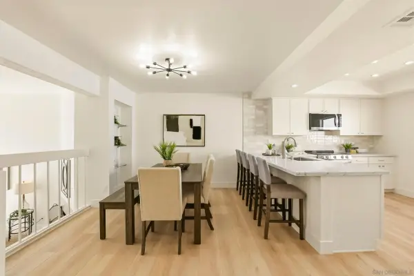 7382 Caminito Carlotta, San Diego, CA 92120
