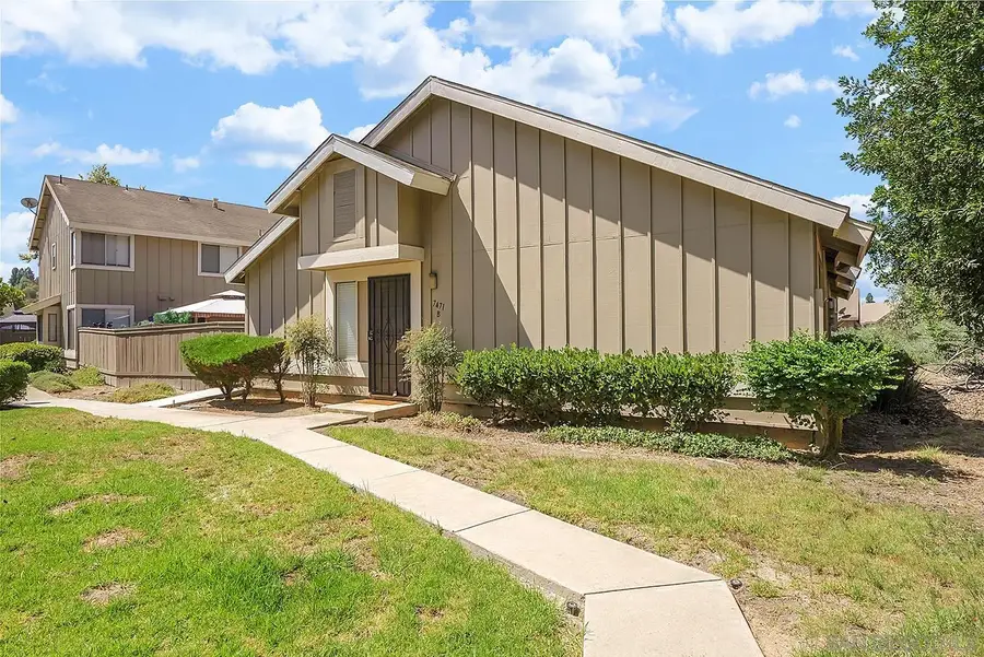 7471 Tooma St #Unit B, San Diego, CA 92139 - #2