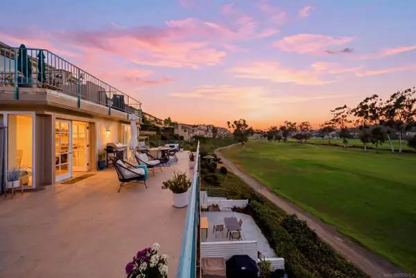 2544 Navarra Dr #12 #12, Carlsbad, CA 92009