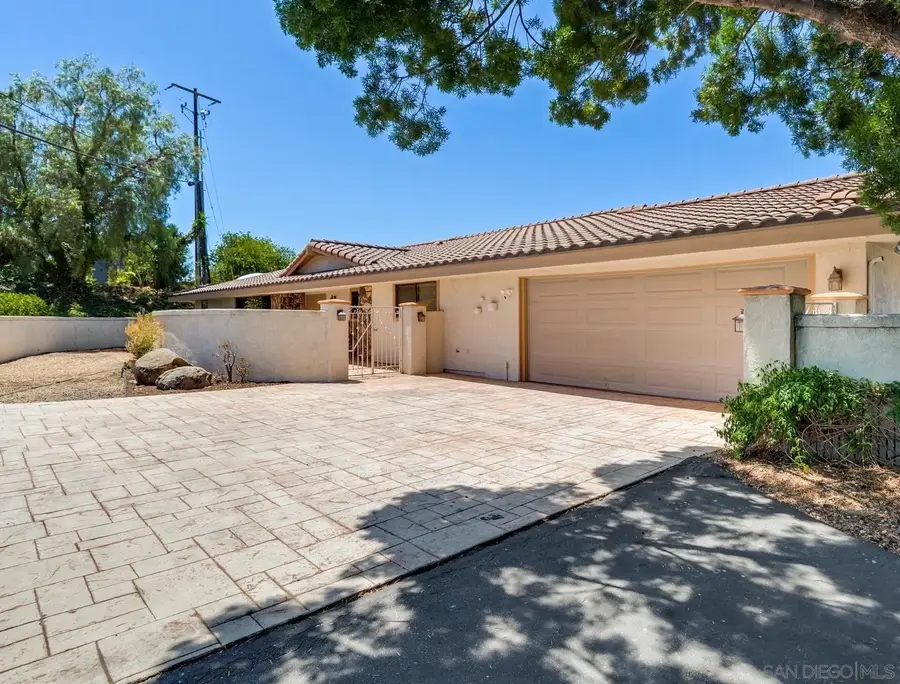 3343 Vista De La Cresta, Escondido, CA 92029 - #2