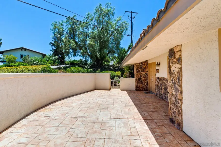 3343 Vista De La Cresta, Escondido, CA 92029 - #3