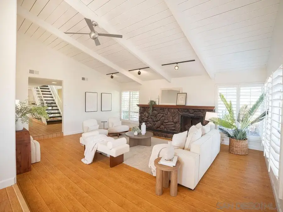 5596 Bloch St, San Diego, CA 92122 - #3