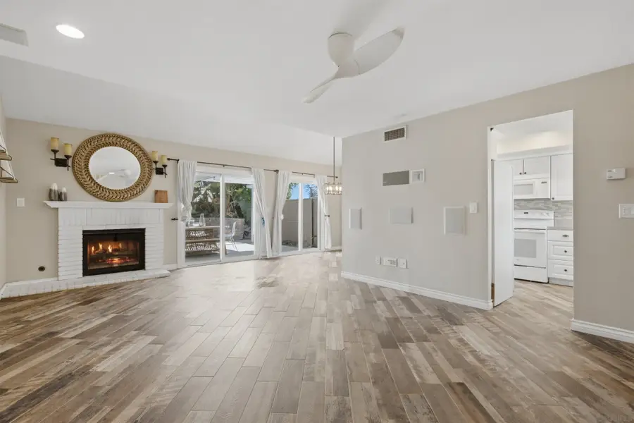 2993 Lexington Circle, Carlsbad, CA 92010 - #3