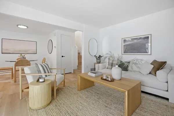 1129 Woodlake Drive, Encinitas, CA 92007
