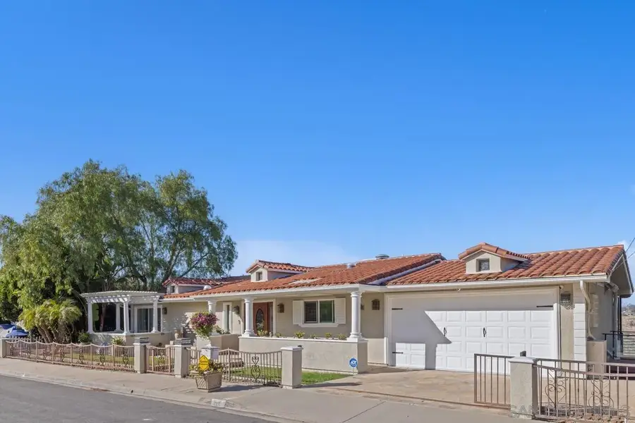 5713 Desert View Drive, La Jolla, CA 92037 - #3