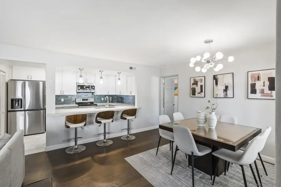 4080 Rosenda #210, San Diego, CA 92122 - #2
