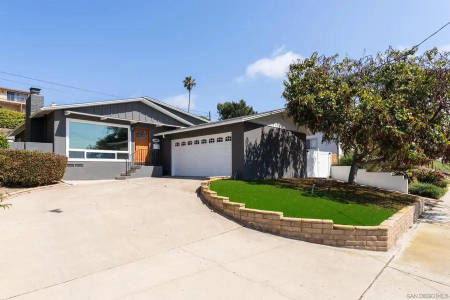 2435 Frankfort, San Diego, CA 92110 - #2