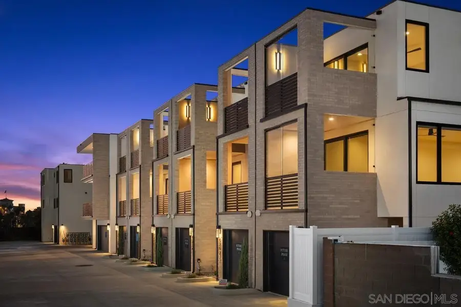 4206 Tonopah St, San Diego, CA 92110 - #3