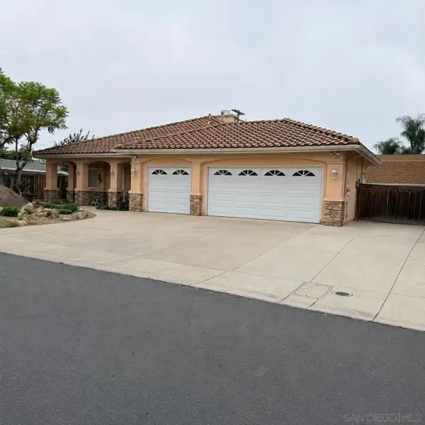 634 W Vermont, Escondido, CA 92025