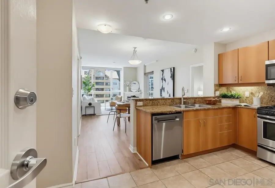 300 W Beech St #1101, San Diego, CA 92101 - #3