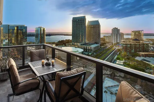 100 Harbor Drive #2404, San Diego, CA 92101
