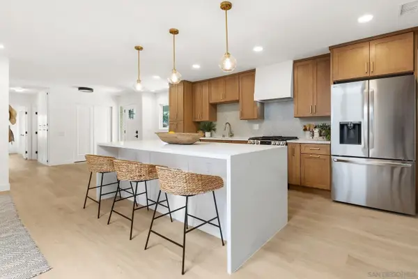 11911 Lomica, San Diego, CA 92128