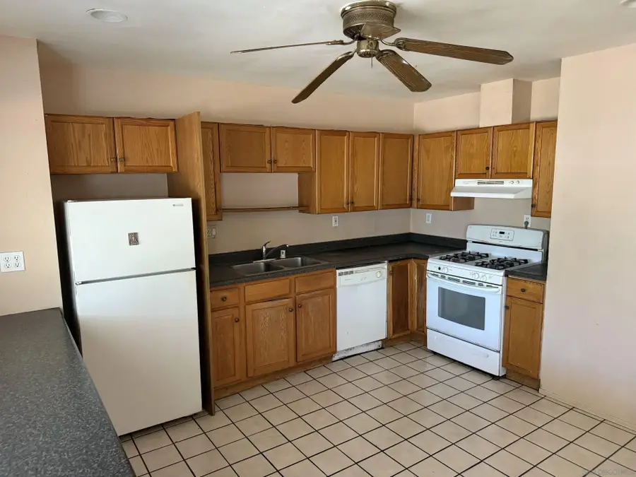 1422 S Maple, Escondido, CA 92025 - #3