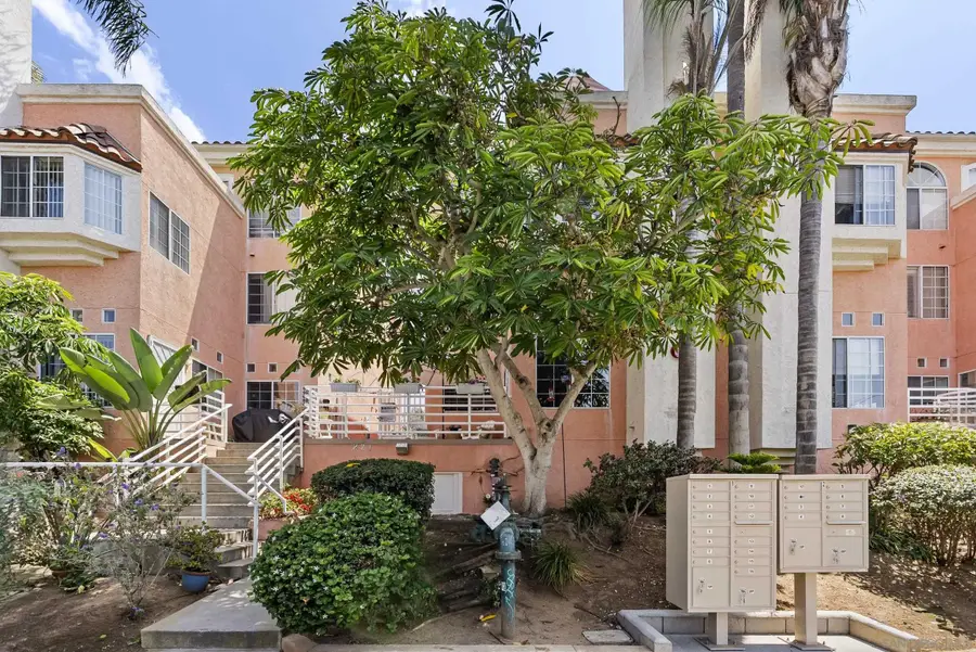 221 Donax Ave #4, Imperial Beach, CA 91932 - #2