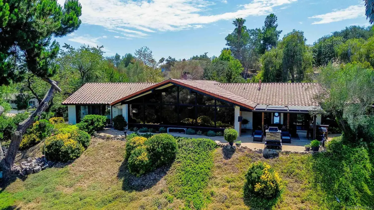 111 Morro Hills Road, Fallbrook, CA 92028 - #1