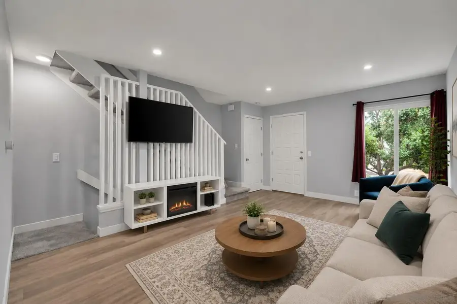 1235 River Glen Row #83, San Diego, CA 92111 - #3
