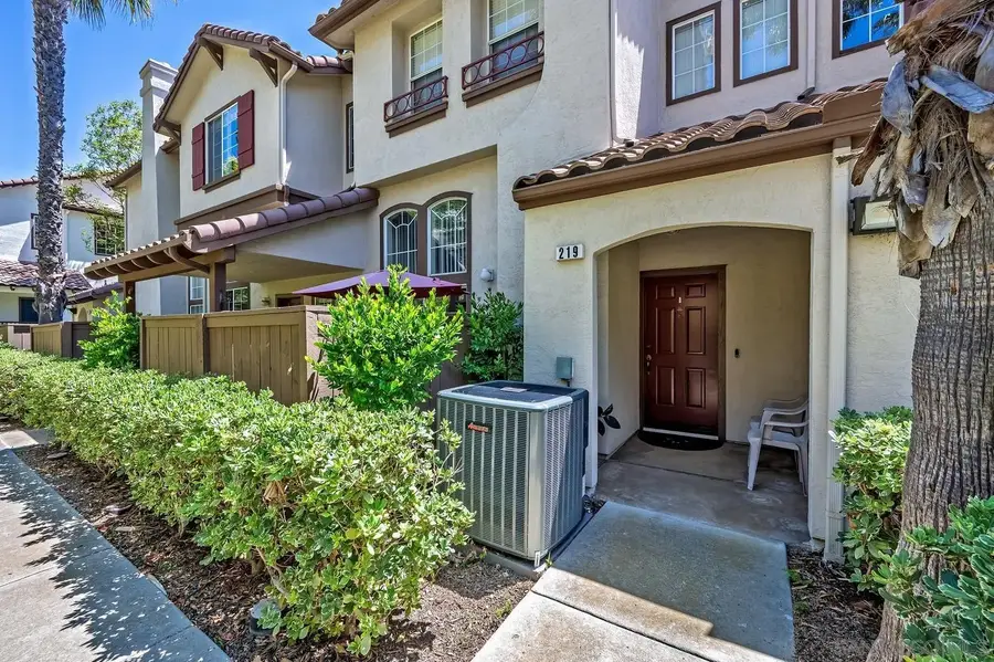 10260 Wateridge Circle #219, San Diego, CA 92121 - #2