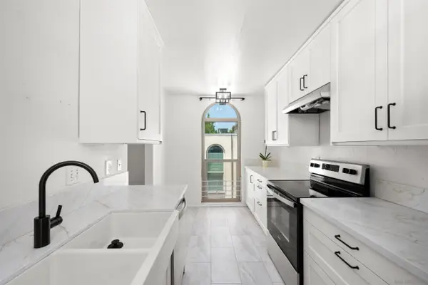4851 Collwood Blvd #B, San Diego, CA 92115