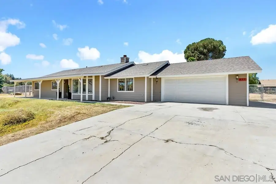 715 Steffy Rd, Ramona, CA 92065 - #2