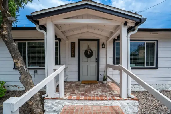2233-35 W Victoria, Alpine, CA 91901