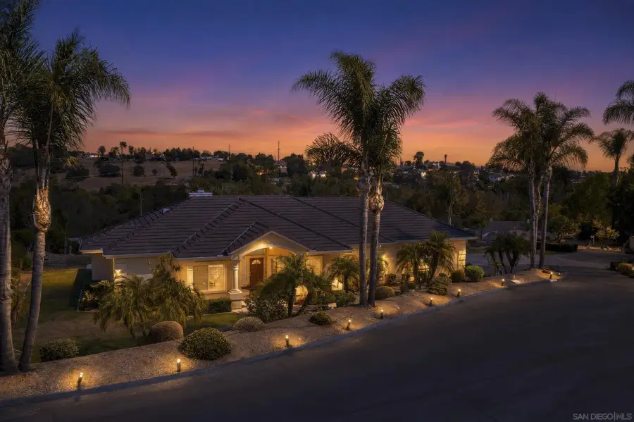 1221 Palomares Ct., Fallbrook, CA 92028 - #2