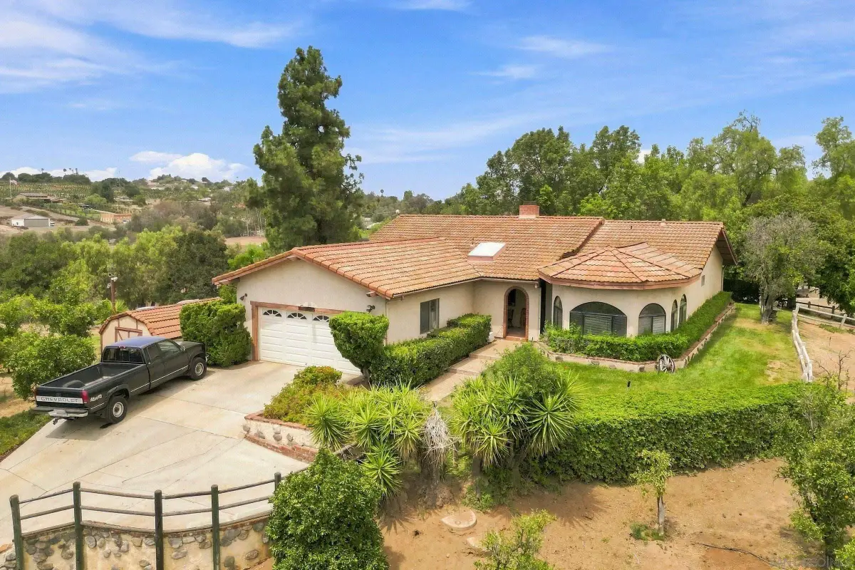 30136 Rolling Hills, Valley Center, CA 92082 - #1