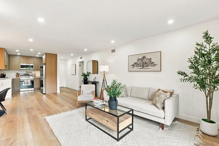 140 Walnut #4B, San Diego, CA 92103 - #3