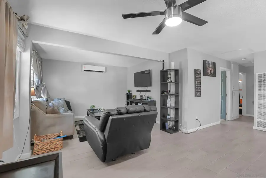 1138 Purdy St, Spring Valley, CA 91977 - #3