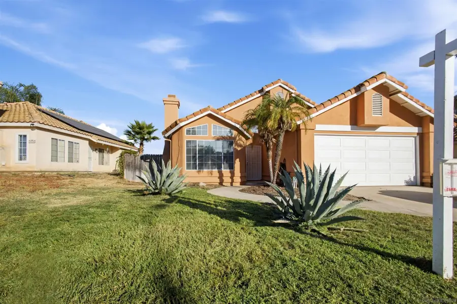 39766 Del Val Dr, Murrieta, CA 92562 - #2