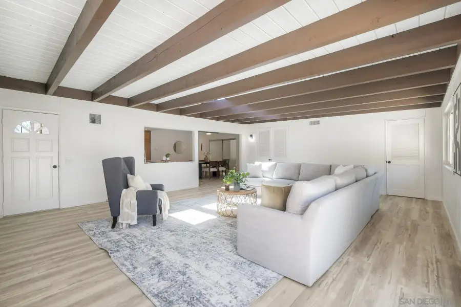 750 Melrose Pl, Vista, CA 92083 - #2