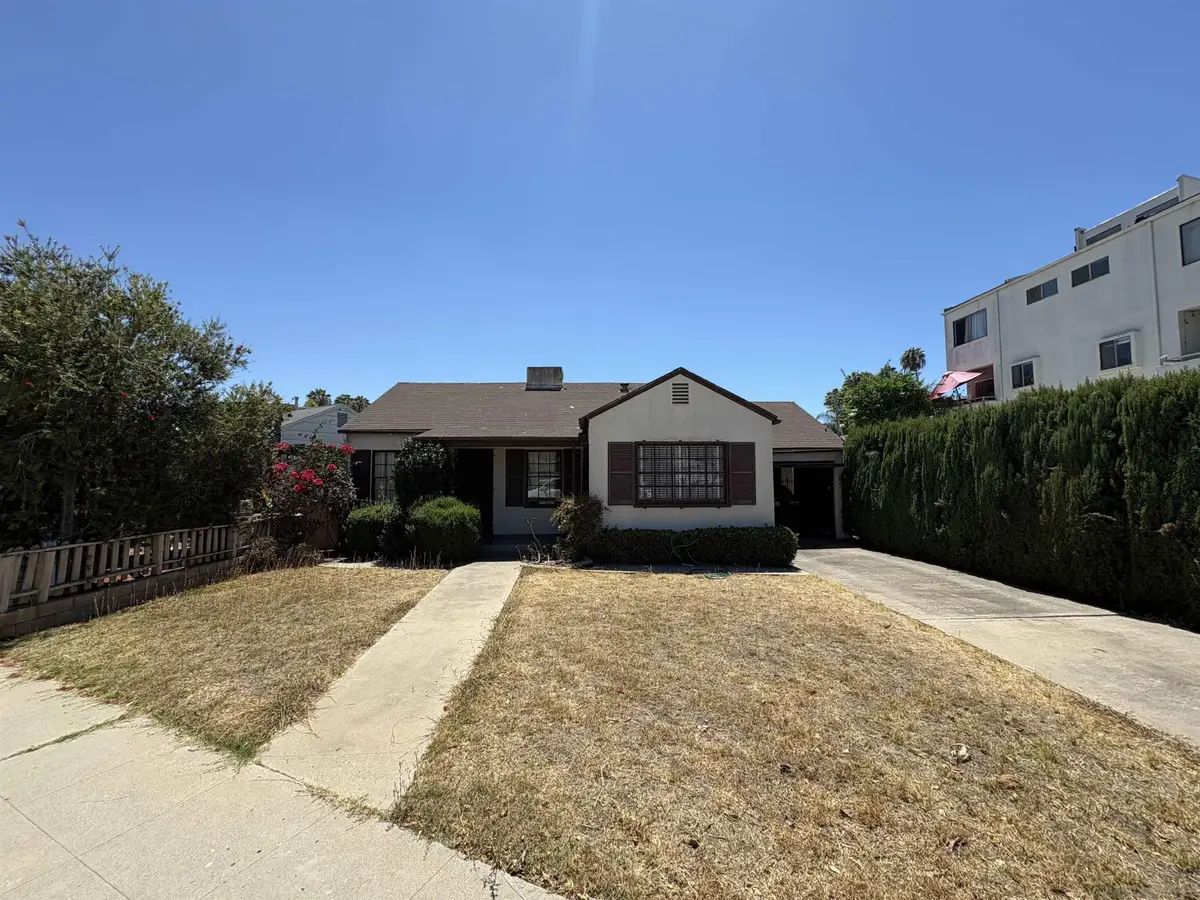 4592 Contour Blvd, San Diego, CA 92115 - #1
