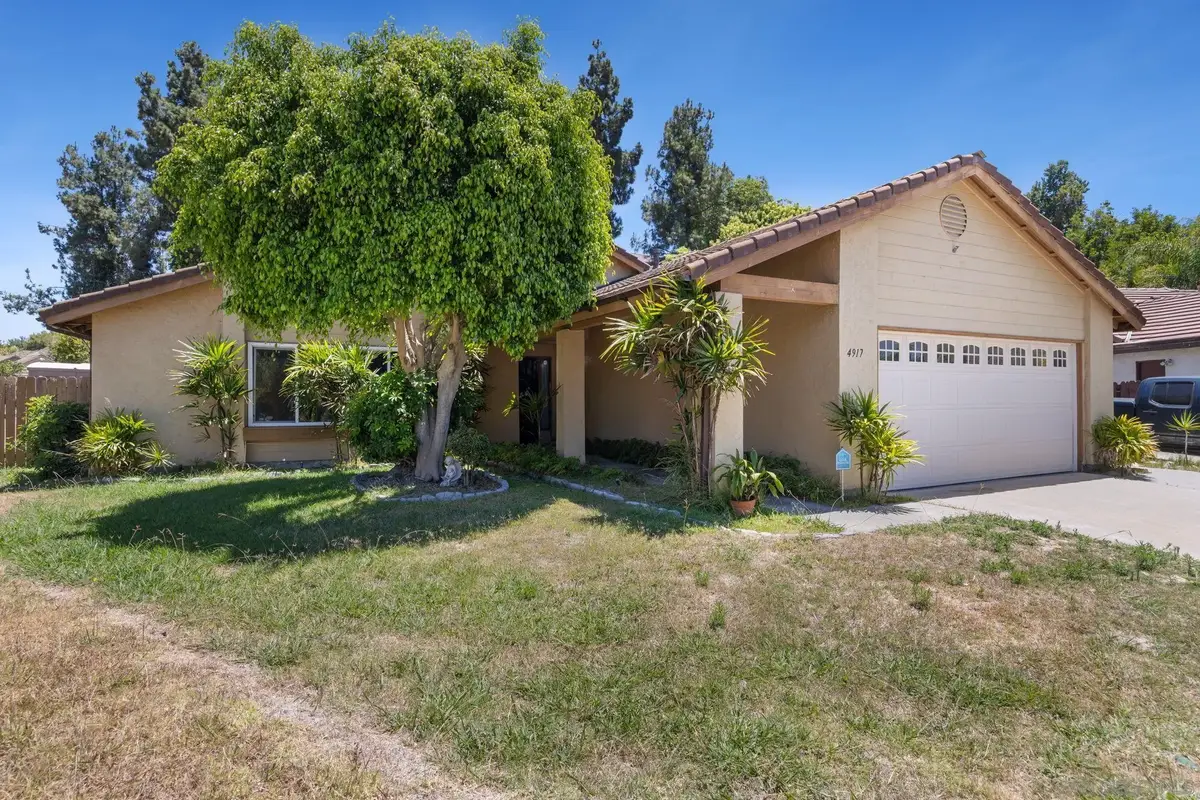 4917 Glenhaven Dr., Oceanside, CA 92056 - #1