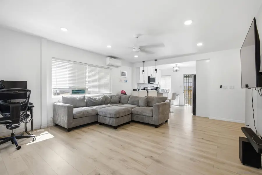 350-52 Brightwood Ave, Chula Vista, CA 91910 - #3