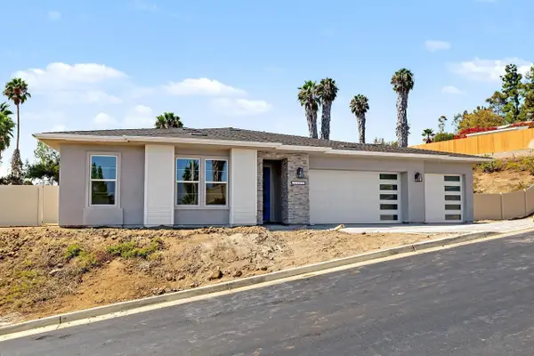 1741 Ishihara Rd, Vista, CA 92084