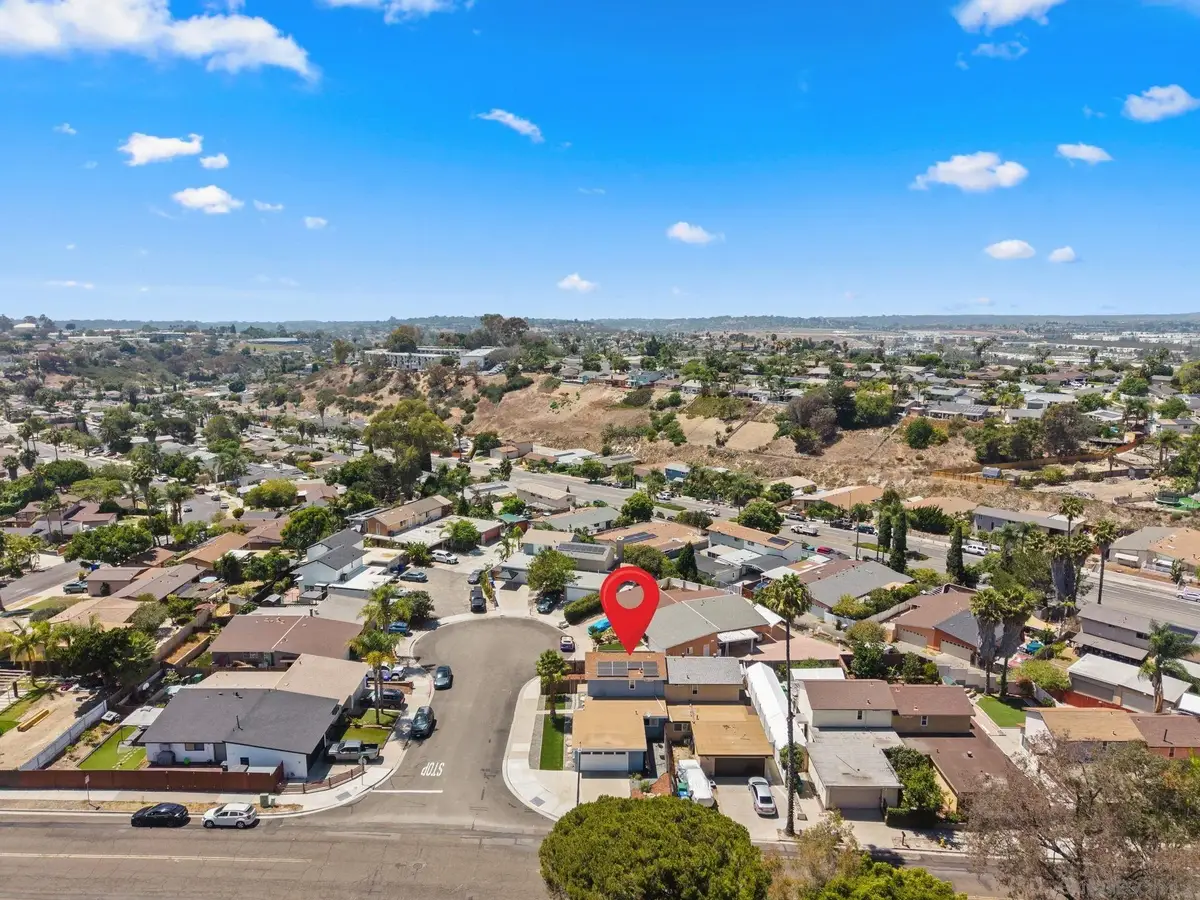 2787 Thunder Dr, Oceanside, CA 92056 - #1